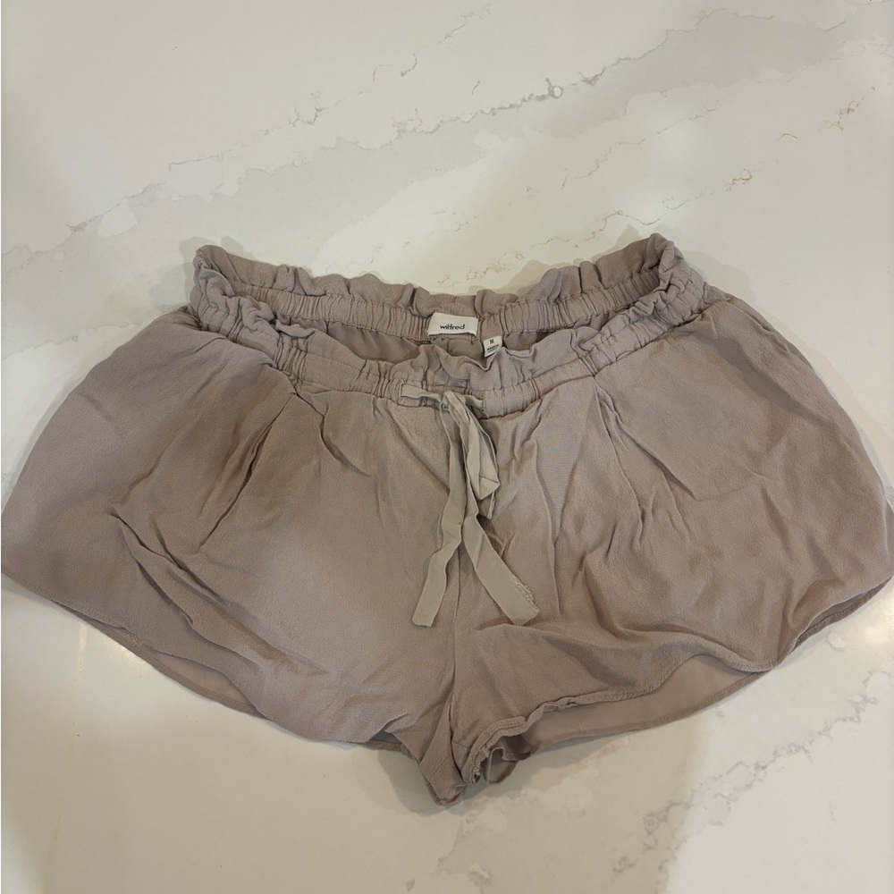Wilfred High Waist Taupe Shorts